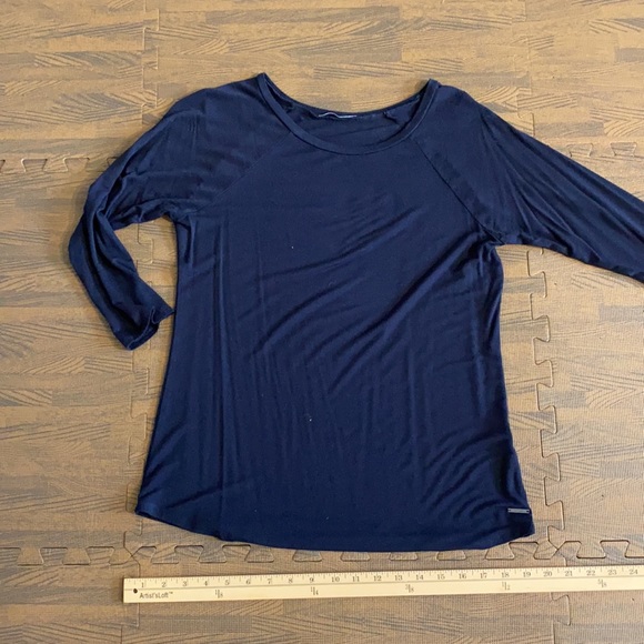 💥 3/$25💥 | Tahari | 3/4 Sleeve Tee - Picture 4 of 6